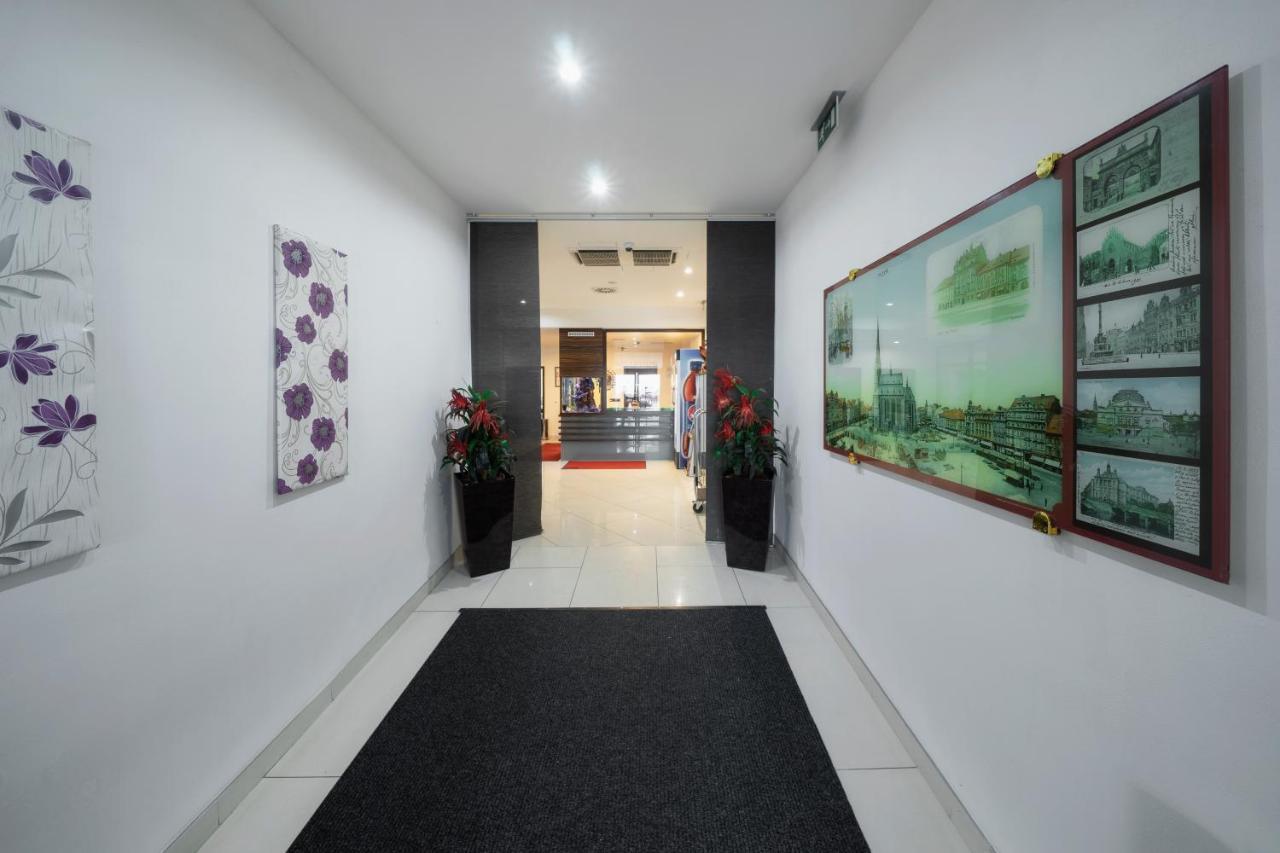 Hotel Astory Plzeň Kültér fotó