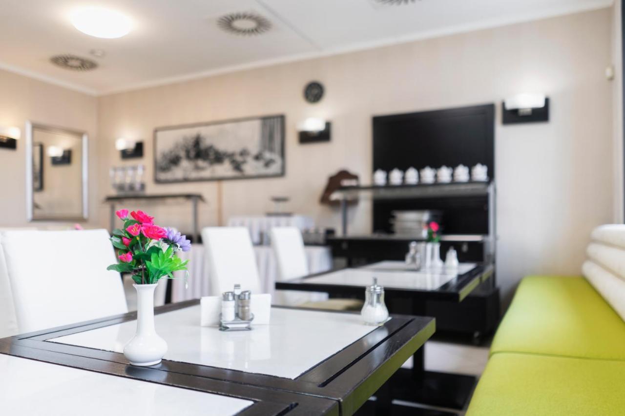 Hotel Astory Plzeň Kültér fotó