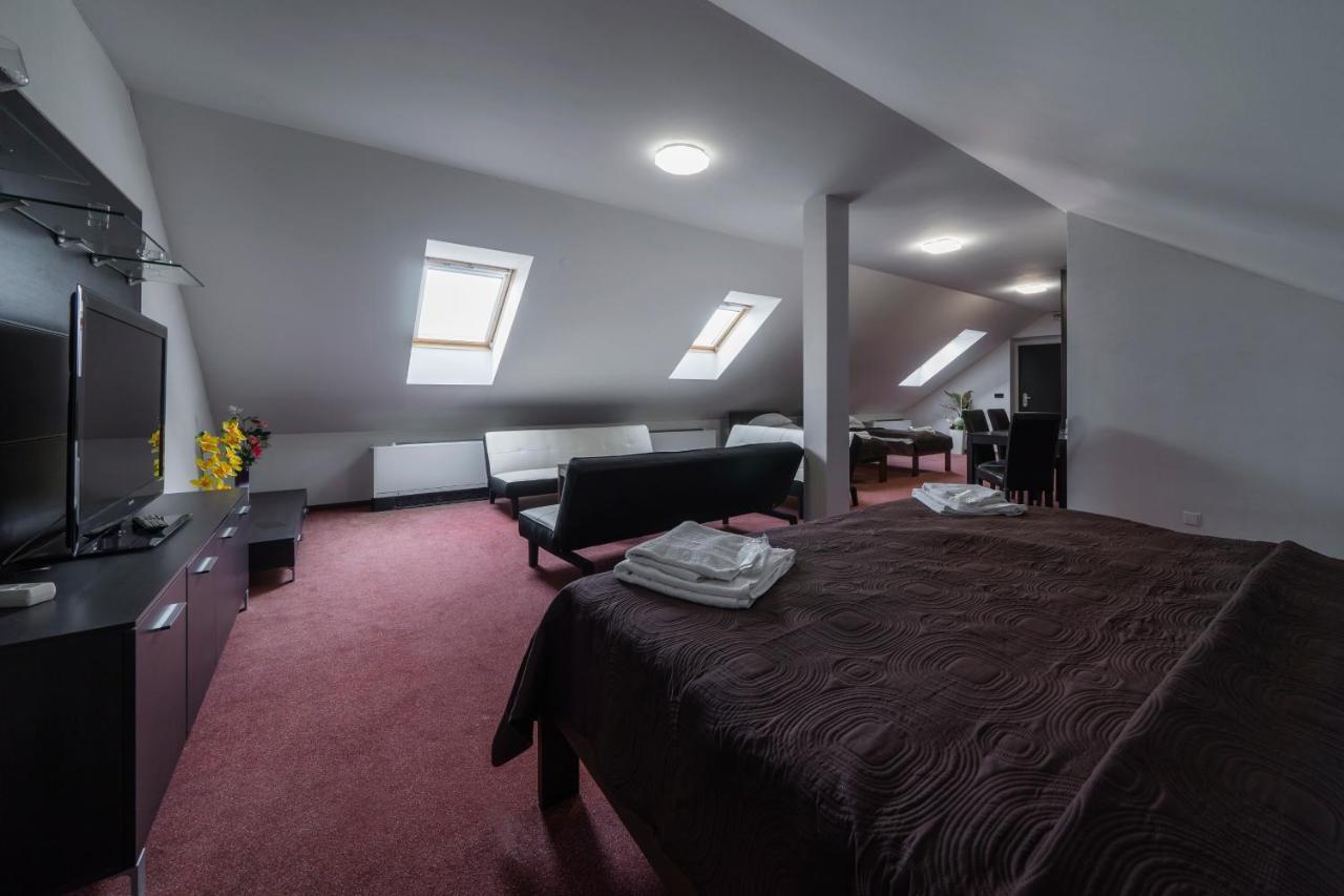 Hotel Astory Plzeň Kültér fotó