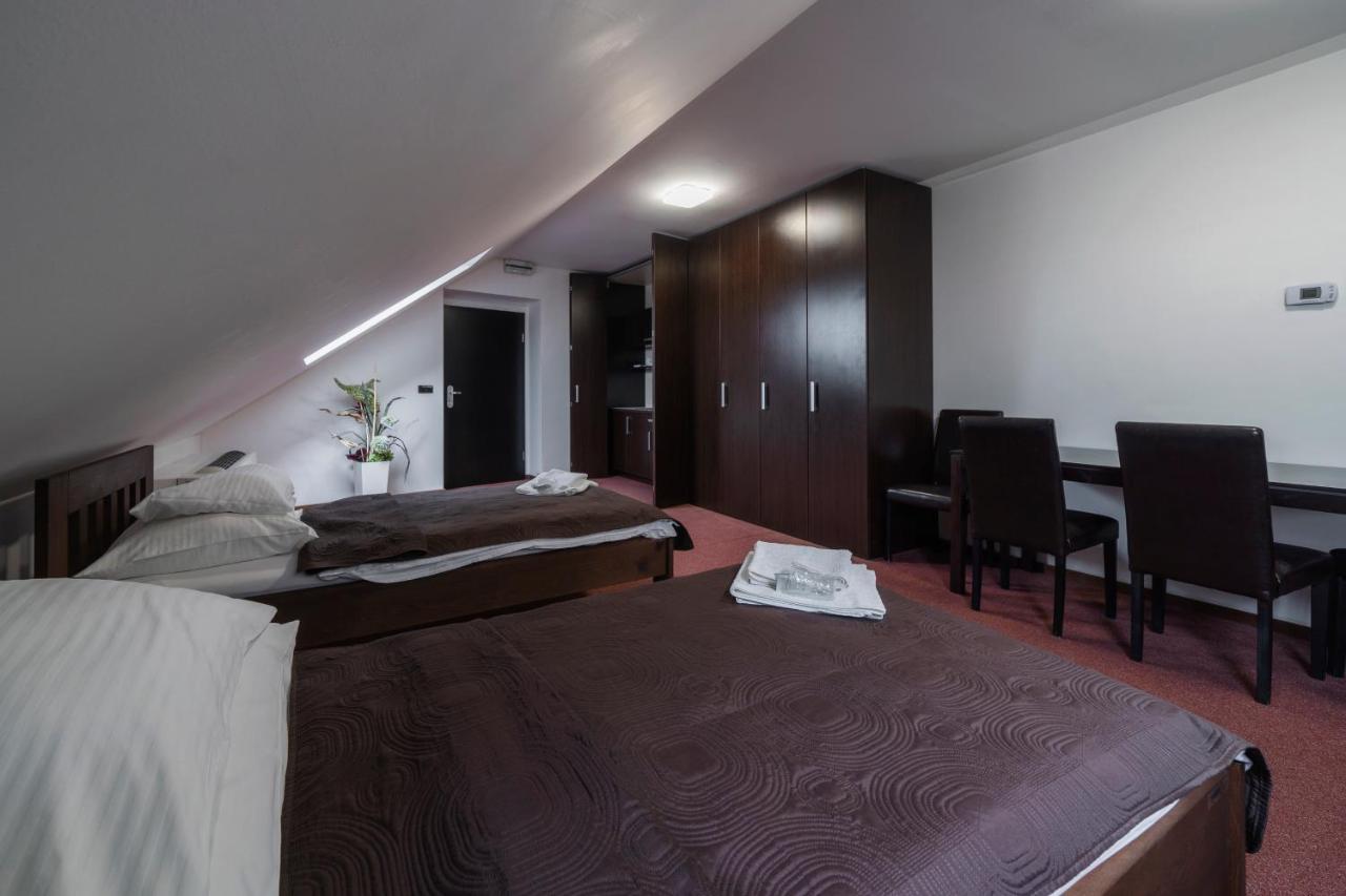 Hotel Astory Plzeň Kültér fotó