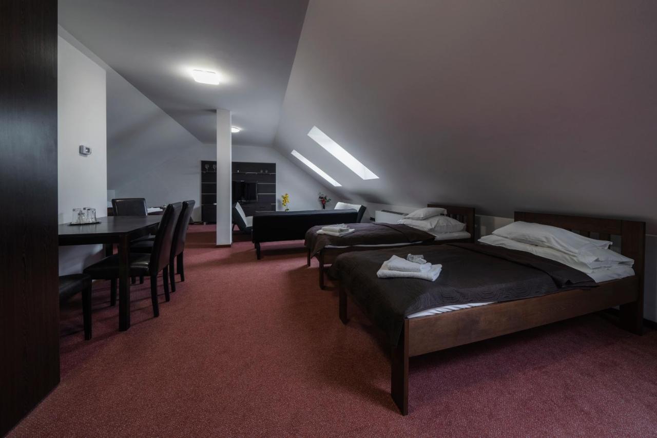 Hotel Astory Plzeň Kültér fotó