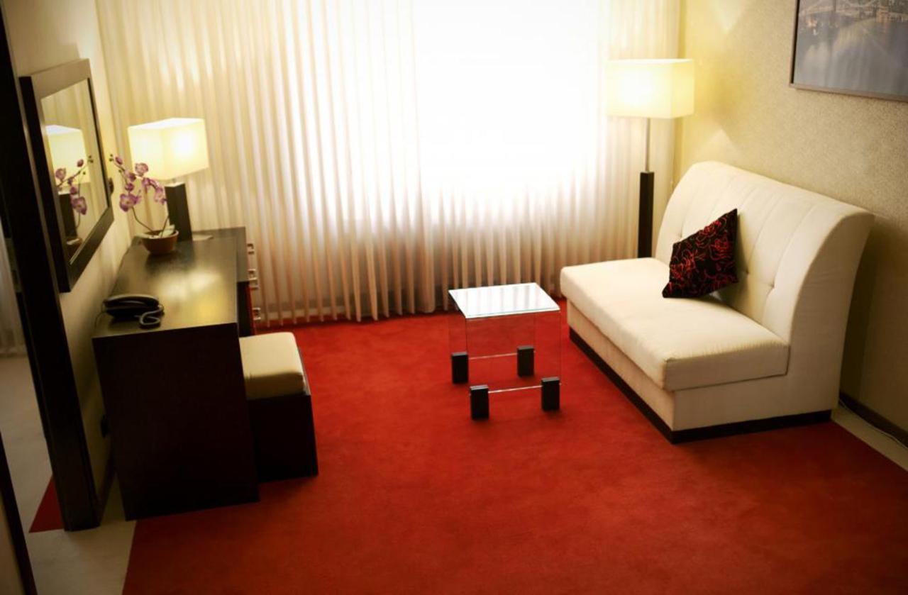 Hotel Astory Plzeň Kültér fotó